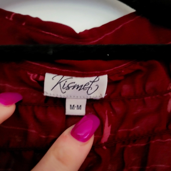 KISMET Burgundy tunic top, semi sheer w birds on a wire print size M - Picture 2 of 3